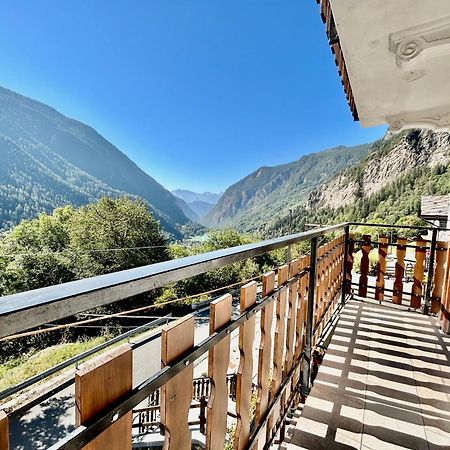 Nido Del Cervino - Ingresso Indipendente Appartement Valtournenche Buitenkant foto