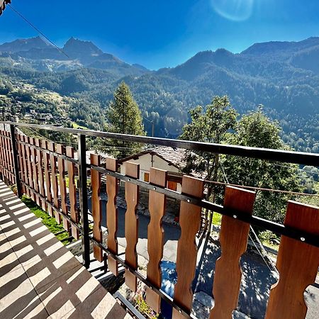 Nido Del Cervino - Ingresso Indipendente Appartement Valtournenche Buitenkant foto